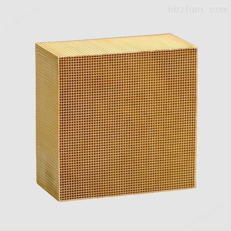 陶瓷蜂窩吸附分子篩的特點(diǎn)