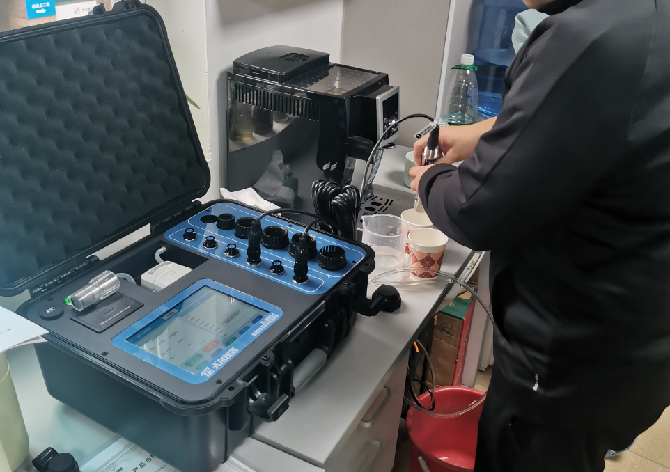 適配 pH / 電導率 / 濁度 / 總鐵 / 總硬度檢測: TE-80 安卓版上門培訓收官