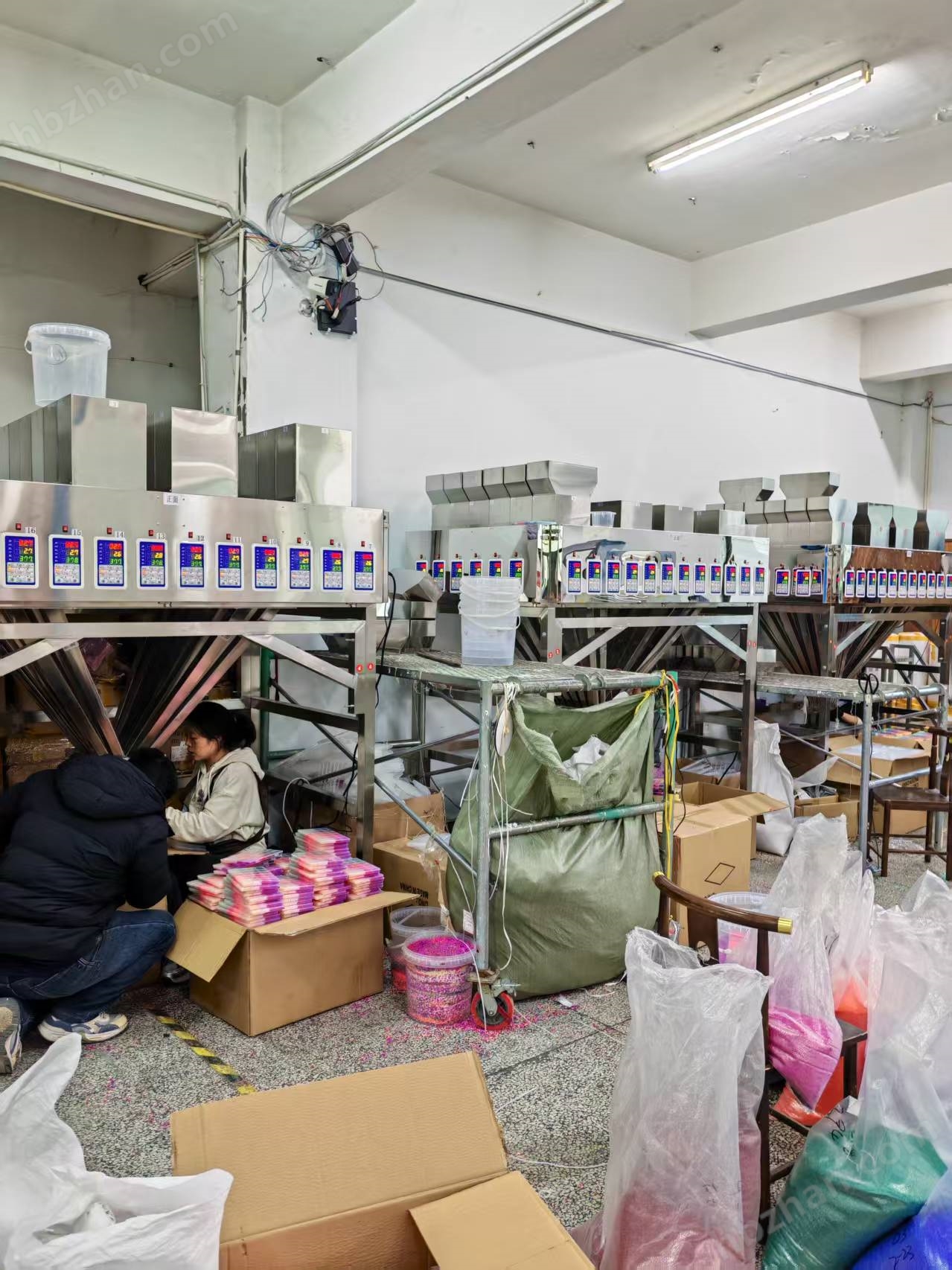 28頭拼豆軟陶片顆粒自動分裝機多少錢一臺